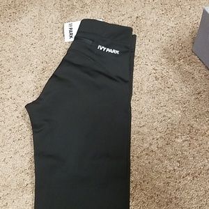 NWT Ivy Park capri leggings